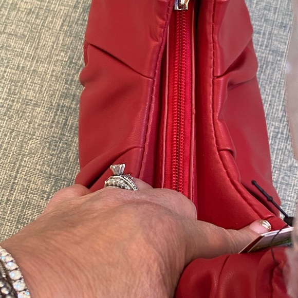 Badgley Mischka Cherry Red Pleated Vegan Leather Shoulder bag NWT - Picture 11 of 12